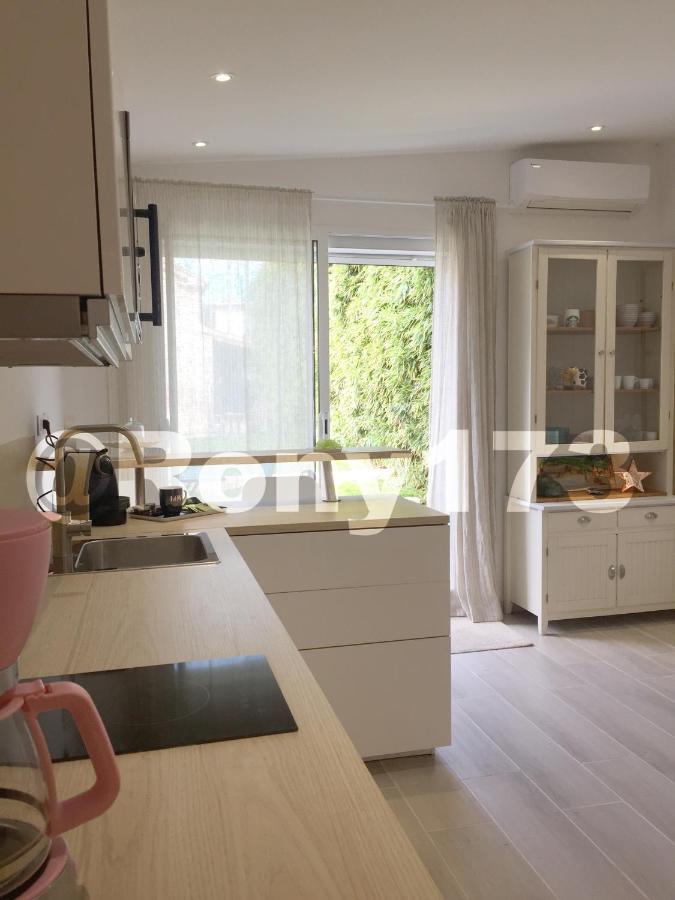 Studio Proche Mer Et Ville Toulon 2 Pers Kültér fotó